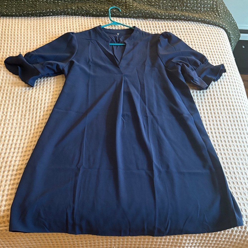 Elegant Navy Blue Shift Dress
